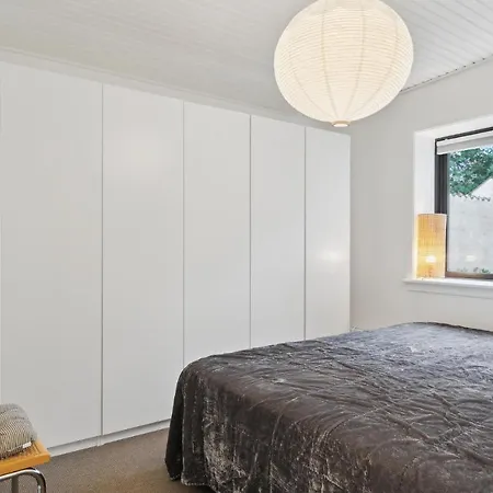 3 Bedroom Awesome In Grsted